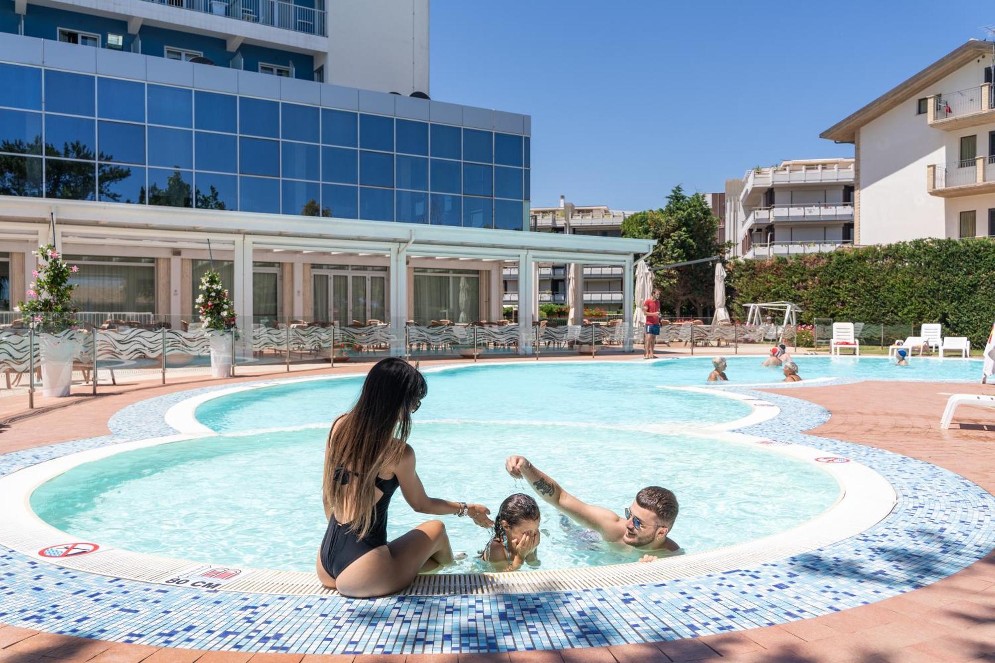 Hermitage Hotel Сильви-Марина Экстерьер фото